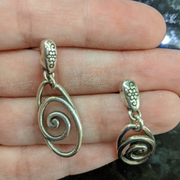 Brighton Swirly Silver Necklace & Earrings Set - Picture 8 of 9